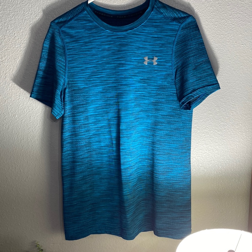 Under armour workout shirt
